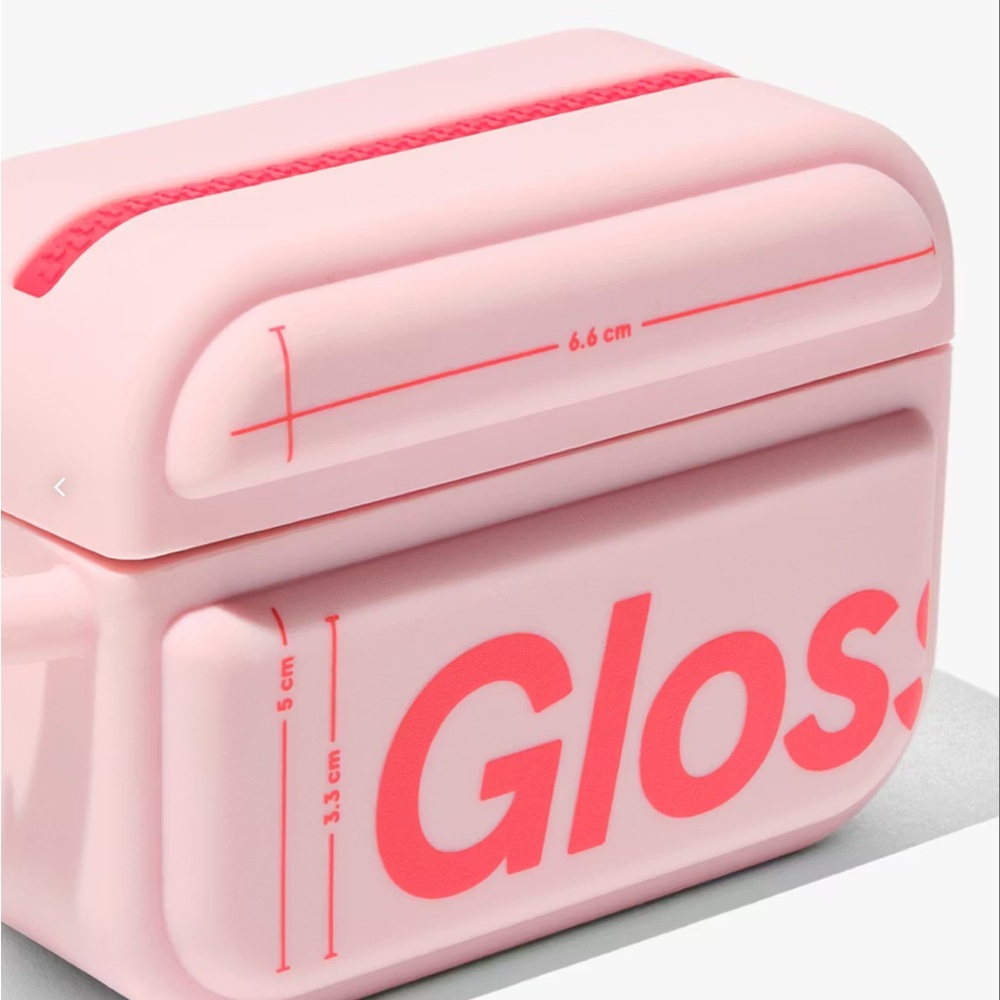 Glossier Earbuds Beauty Bag - Picture 7 of 7